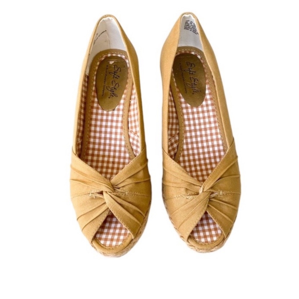 HUSH PUPPIES Soft Style NWOT Espadrille Canvas Wedges, Size 8